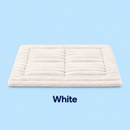 Self-warming pet mat in white
